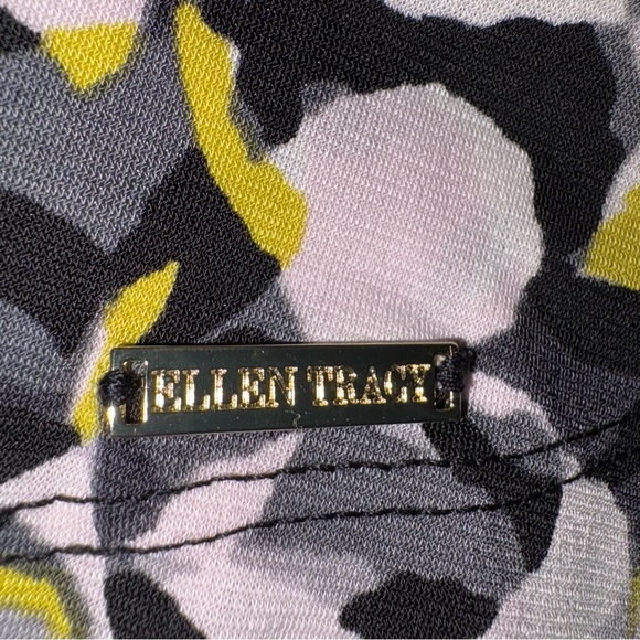 Ellen Tracy White, Black, Grey and Yellow Ruched Blouse NWOT - Picture 4 of 6